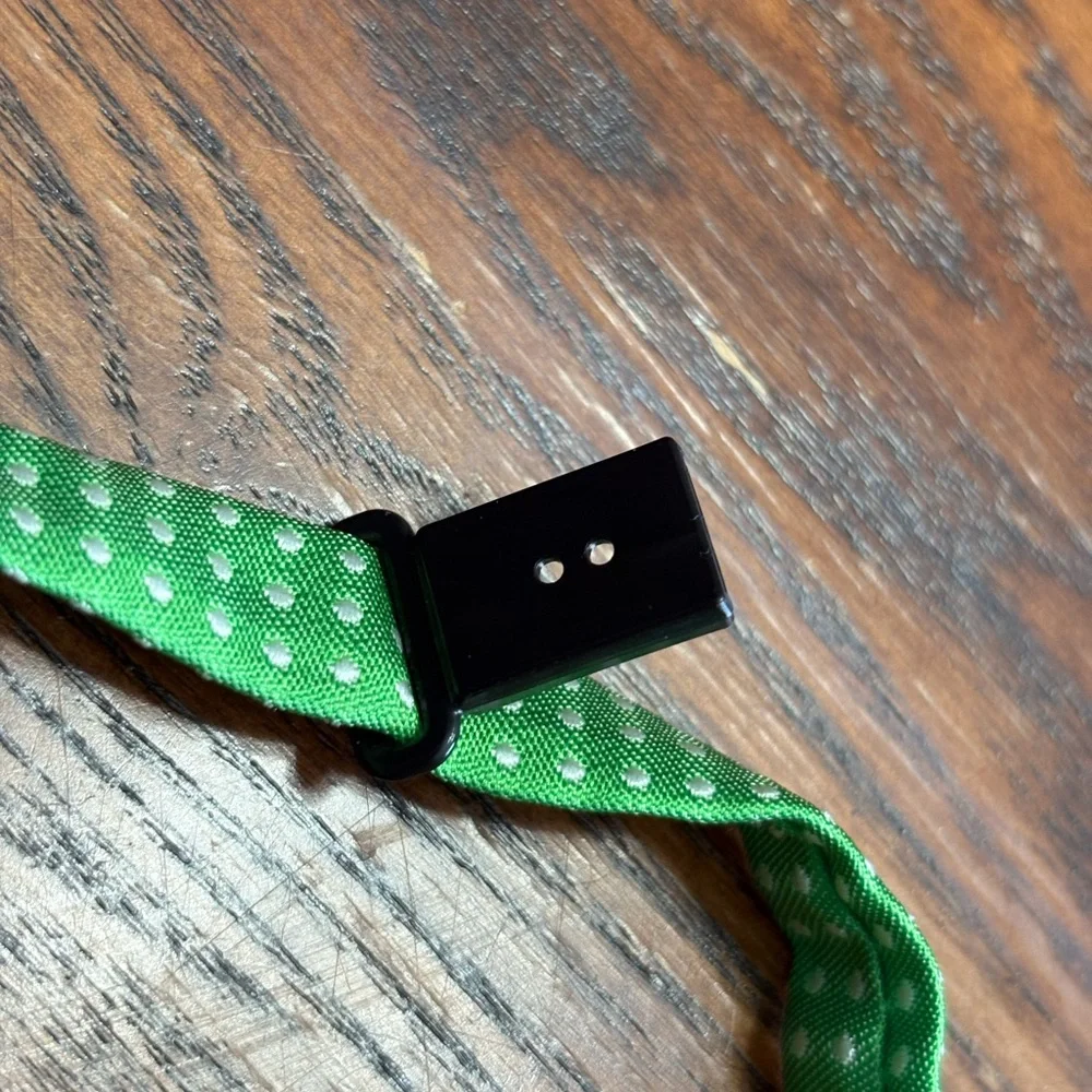 Green Polka Dot Bow Tie